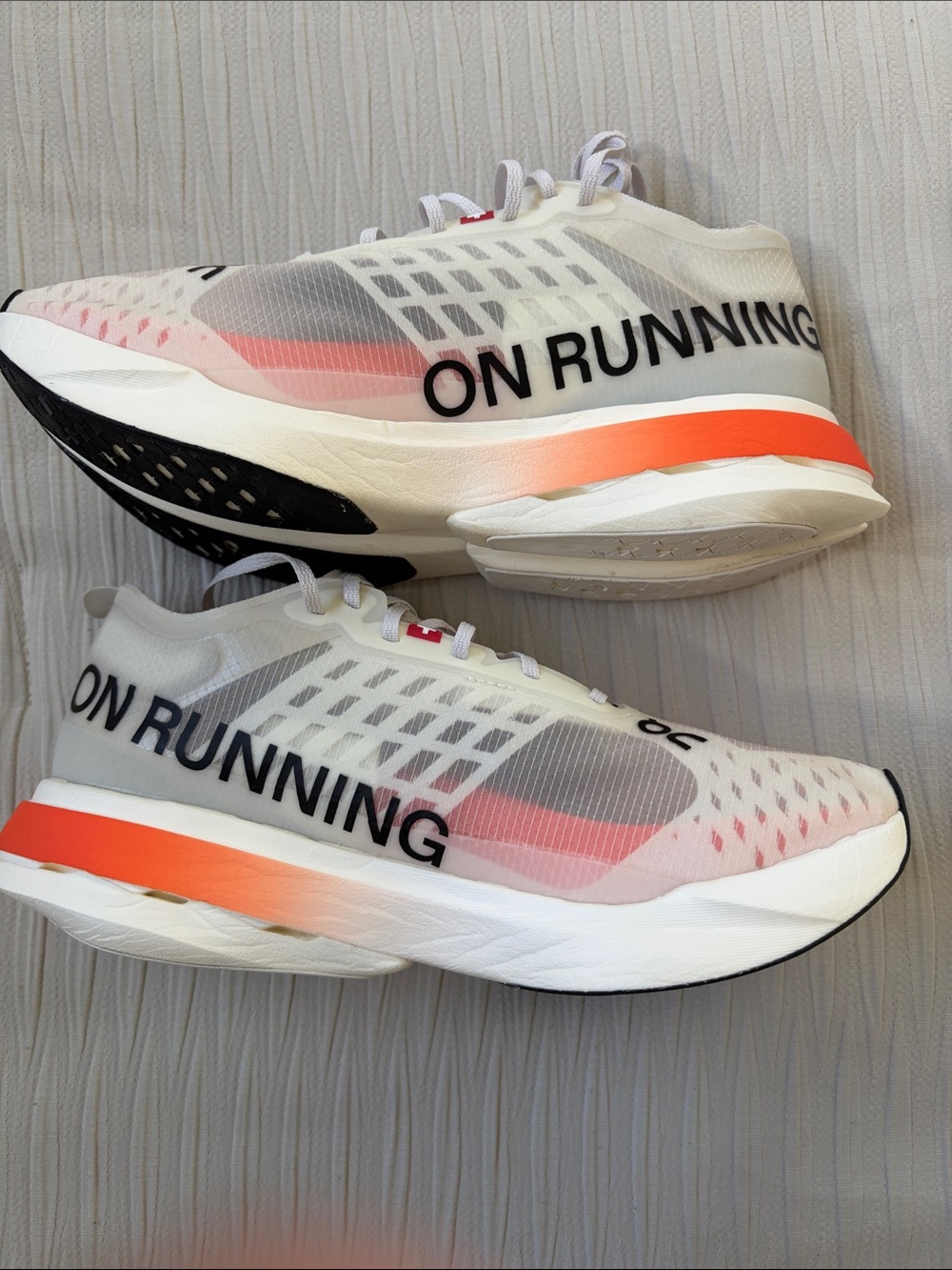 On Cloud Boom Strike running shoes - Picture 3 of 7